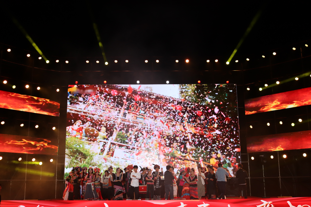 41A294DA5E6F1FE3DDEB43B2EB902A01