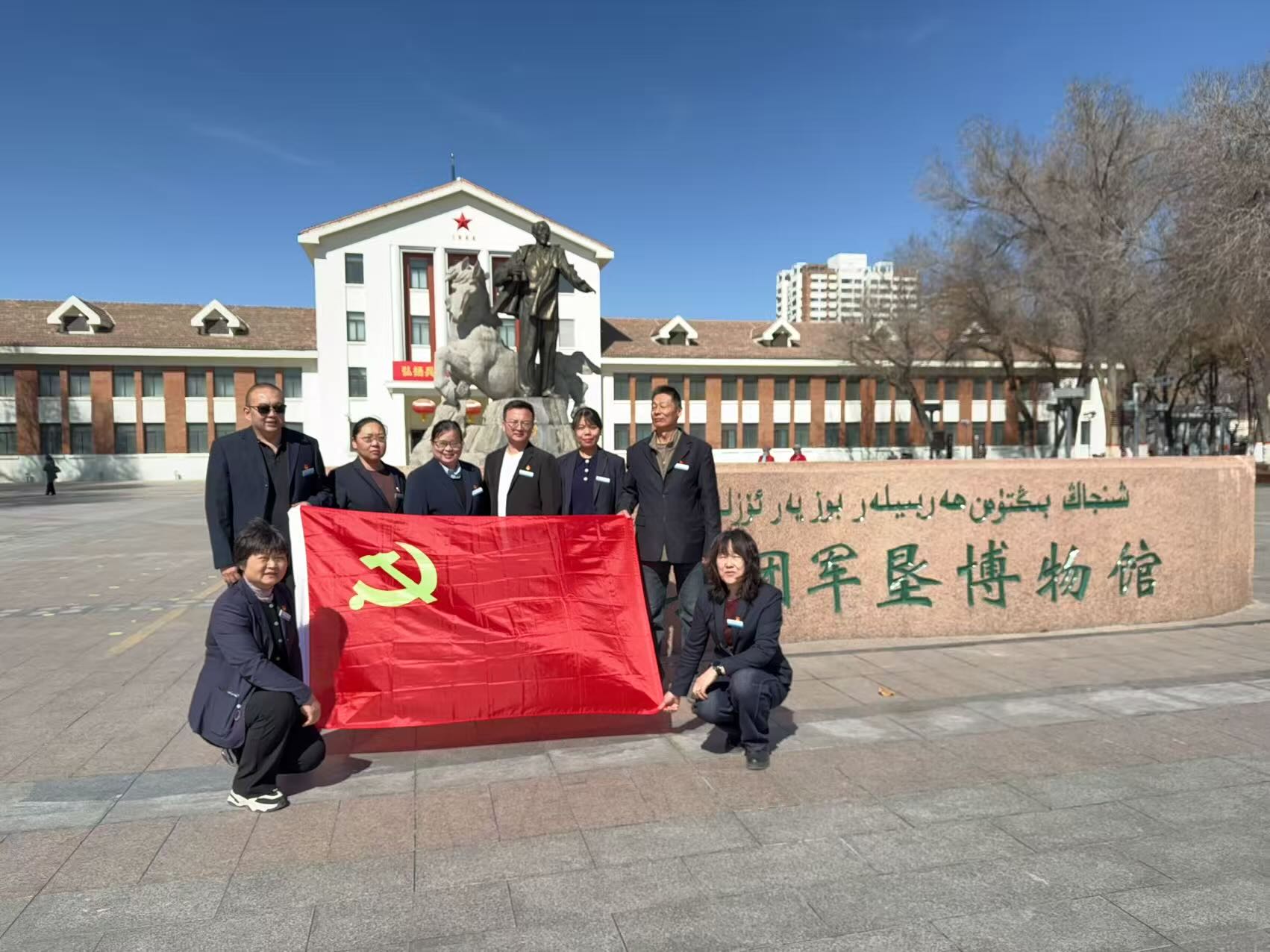 铭记军垦精神 汲取前行动力——继续教育学院开展“忆清明 缅英烈 思奋进”清明节活动