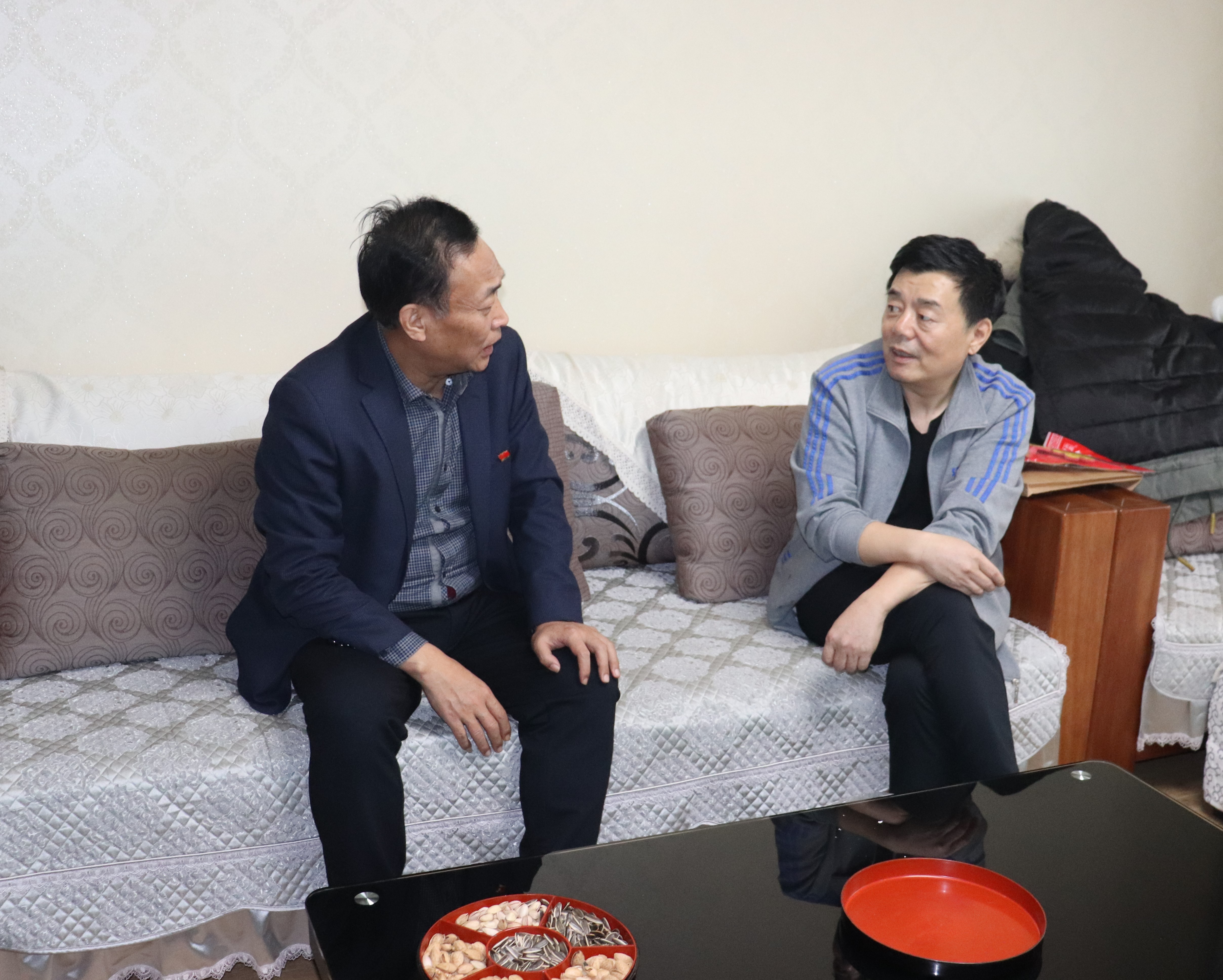 beat365唯一官方网站开展春节前走访慰问活动