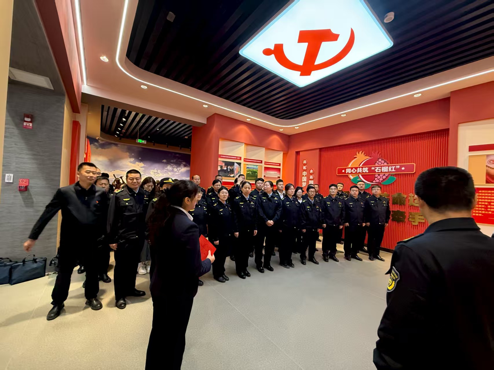 兵团生态环保执法培训班赴beat365唯一官方网站开展红色教育 重温誓词砺初心