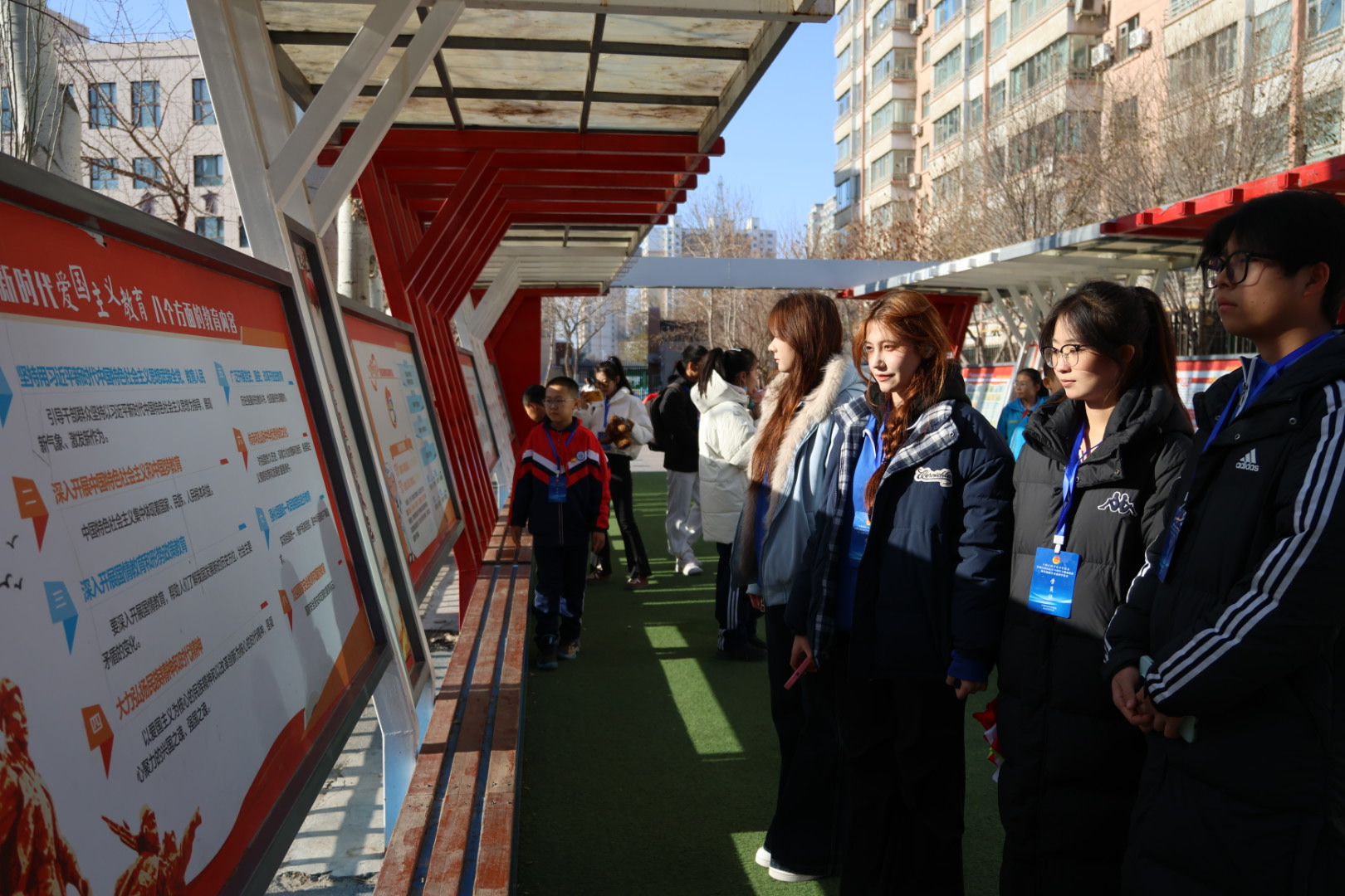 共绘兵地融合新画卷——beat365唯一官方网站师生代表赴乌鲁木齐开展主题研学活动