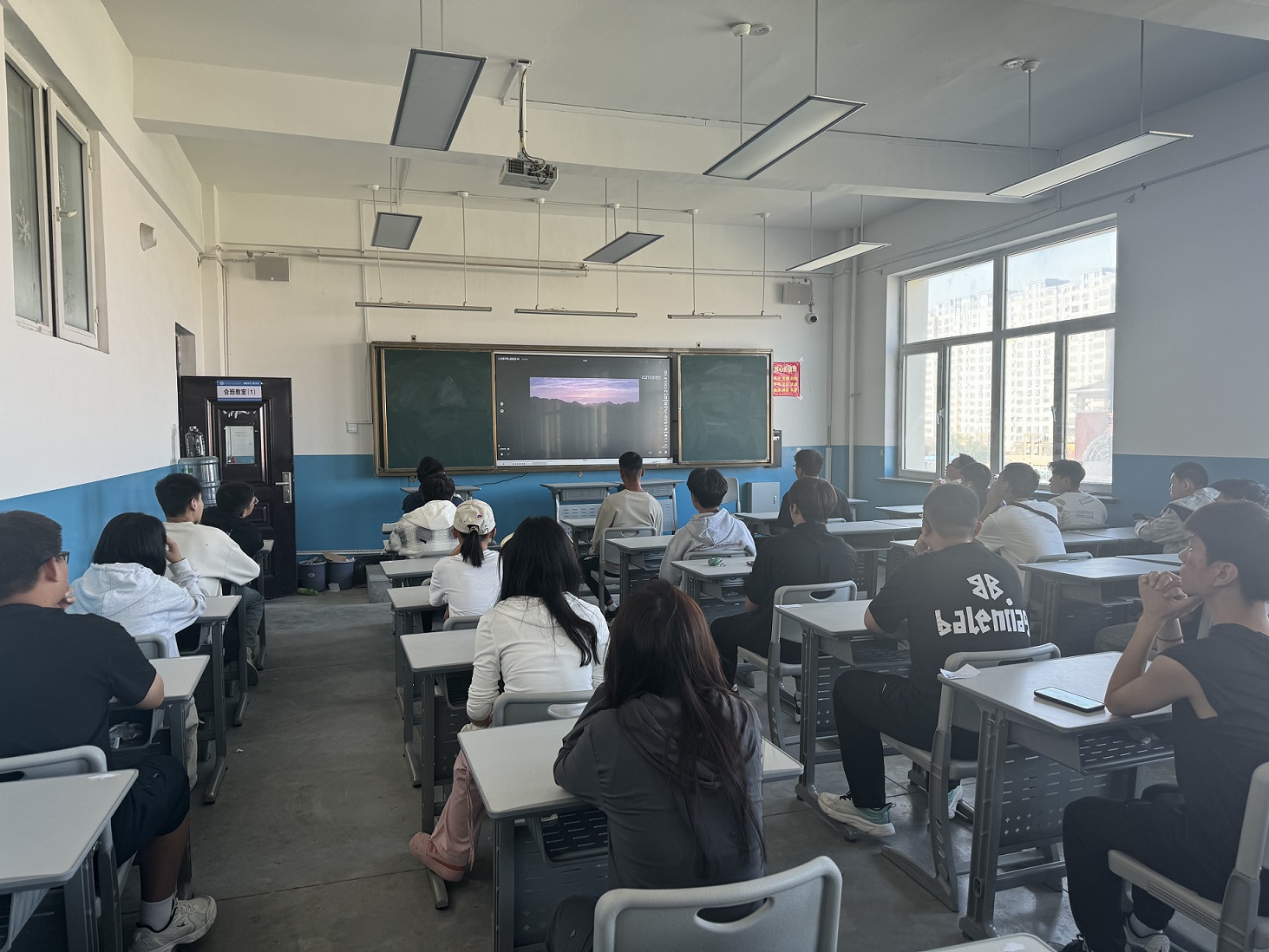 情满中秋 红色传承——机械电气工程学院开展庆祝中秋节系列活动