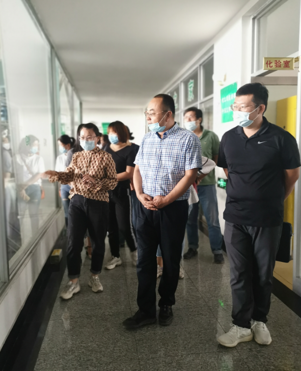 深入企业调研  助推产教融合 ——轻纺化工分院食品教研室进企业调研活动