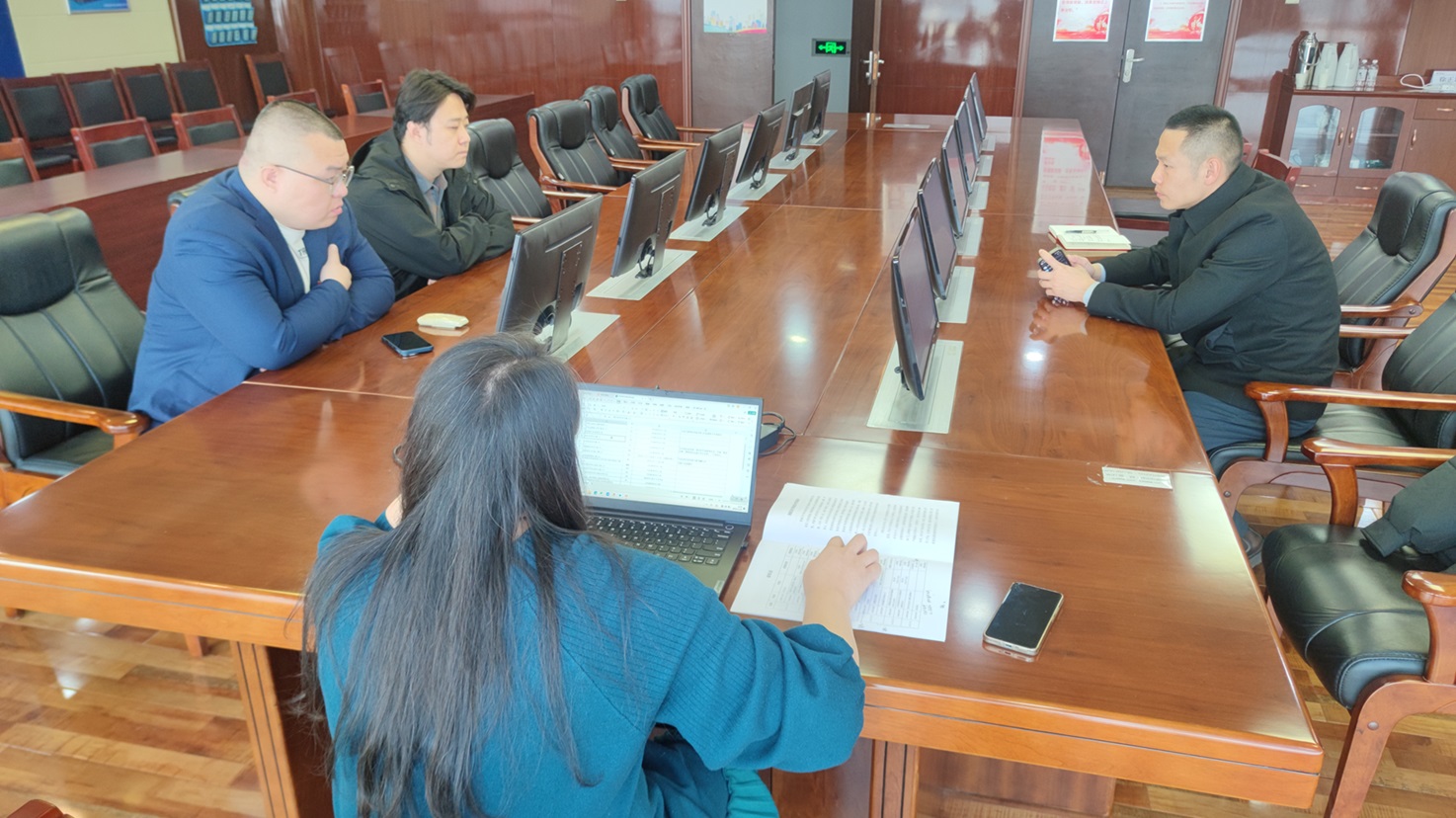 与信同行合作共赢——信息与通信工程学院教师赴中国电信石河子分公司开展访企拓岗活动