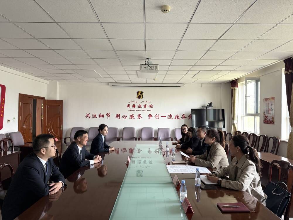现代服务学院与新疆迎宾馆签署校企合作协议 共育高技能人才