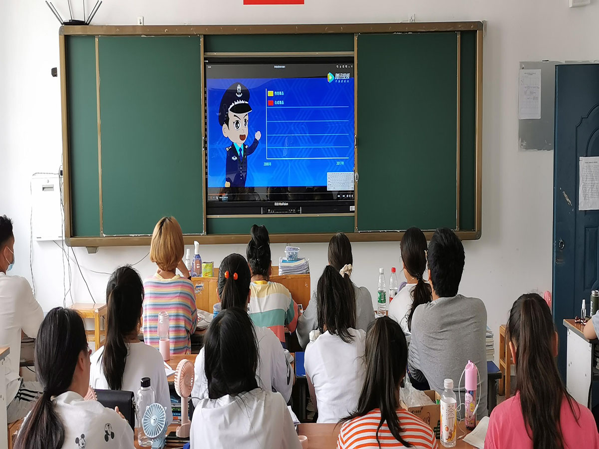 轻纺化工分院开展“健康人生，绿色无毒”宣传月活动