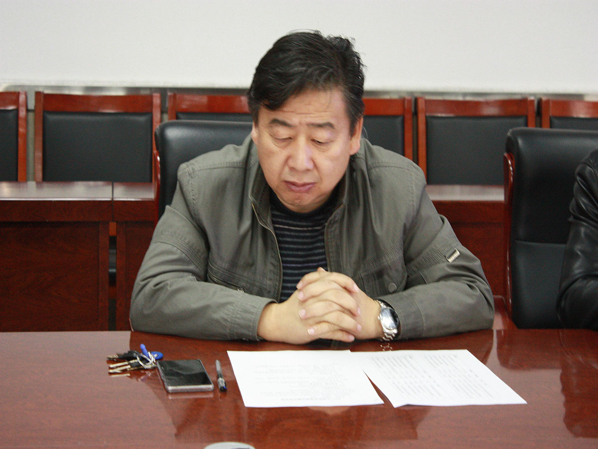 学院召开2017年院级课题结题评审会