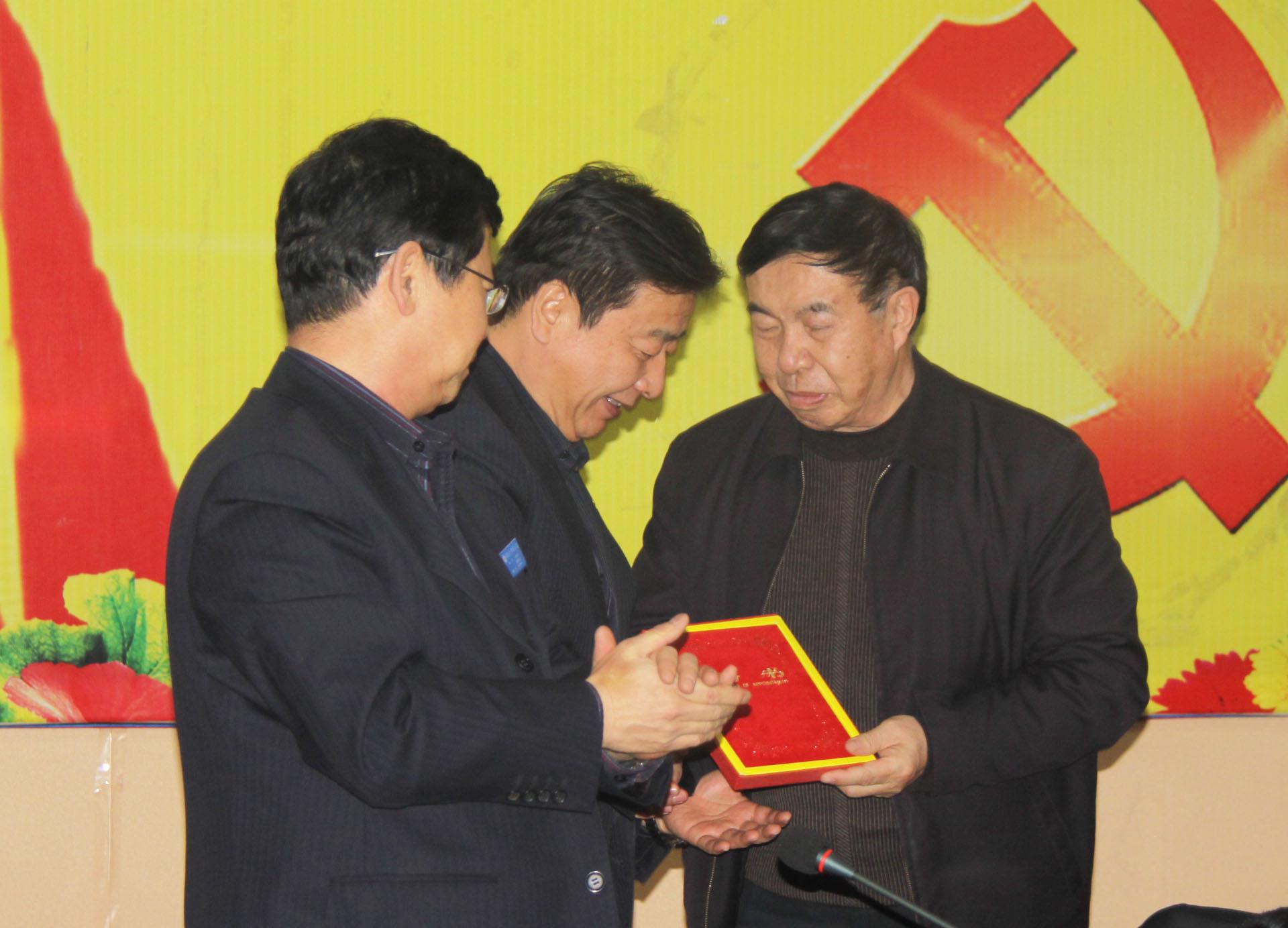 中国工程院院士陈学庚被聘请为学院客座教授