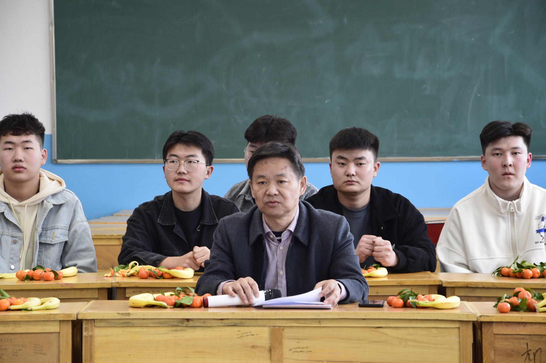 巾帼不让须眉 共建美好职院  —机械电气工程分院开展庆祝“三八”国际妇女节系列活动