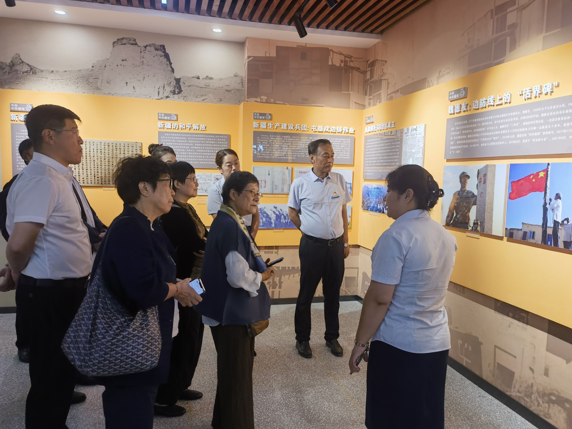 保华文化教育科技集团有限公司代表团莅临我院参观交流