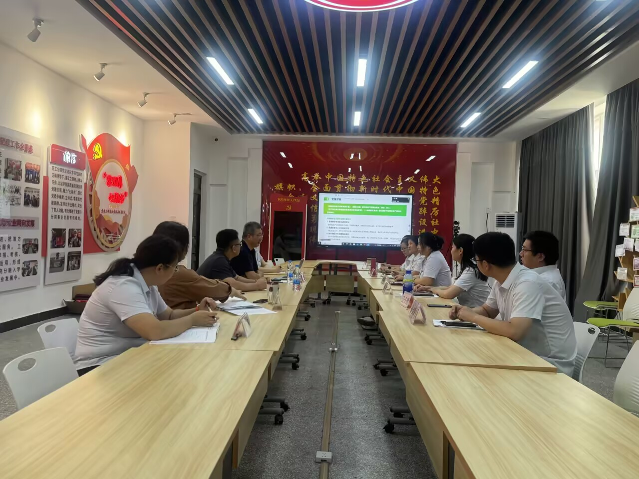 江苏农林职业技术学院与beat365唯一官方网站开展专题分享交流会