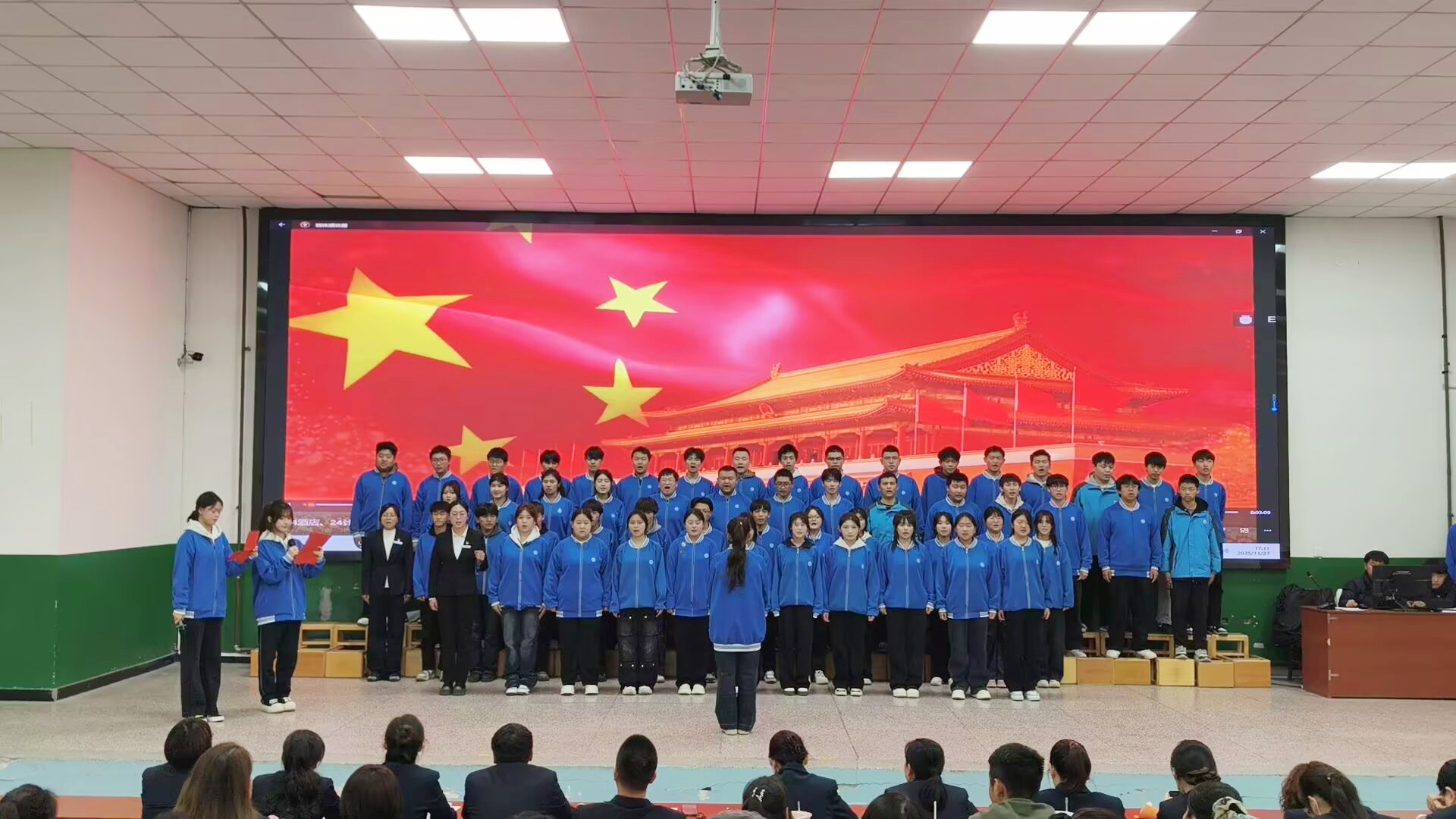 传承历史根脉 勇担时代使命——公共基础学院举行“纪念12·9”歌咏比赛