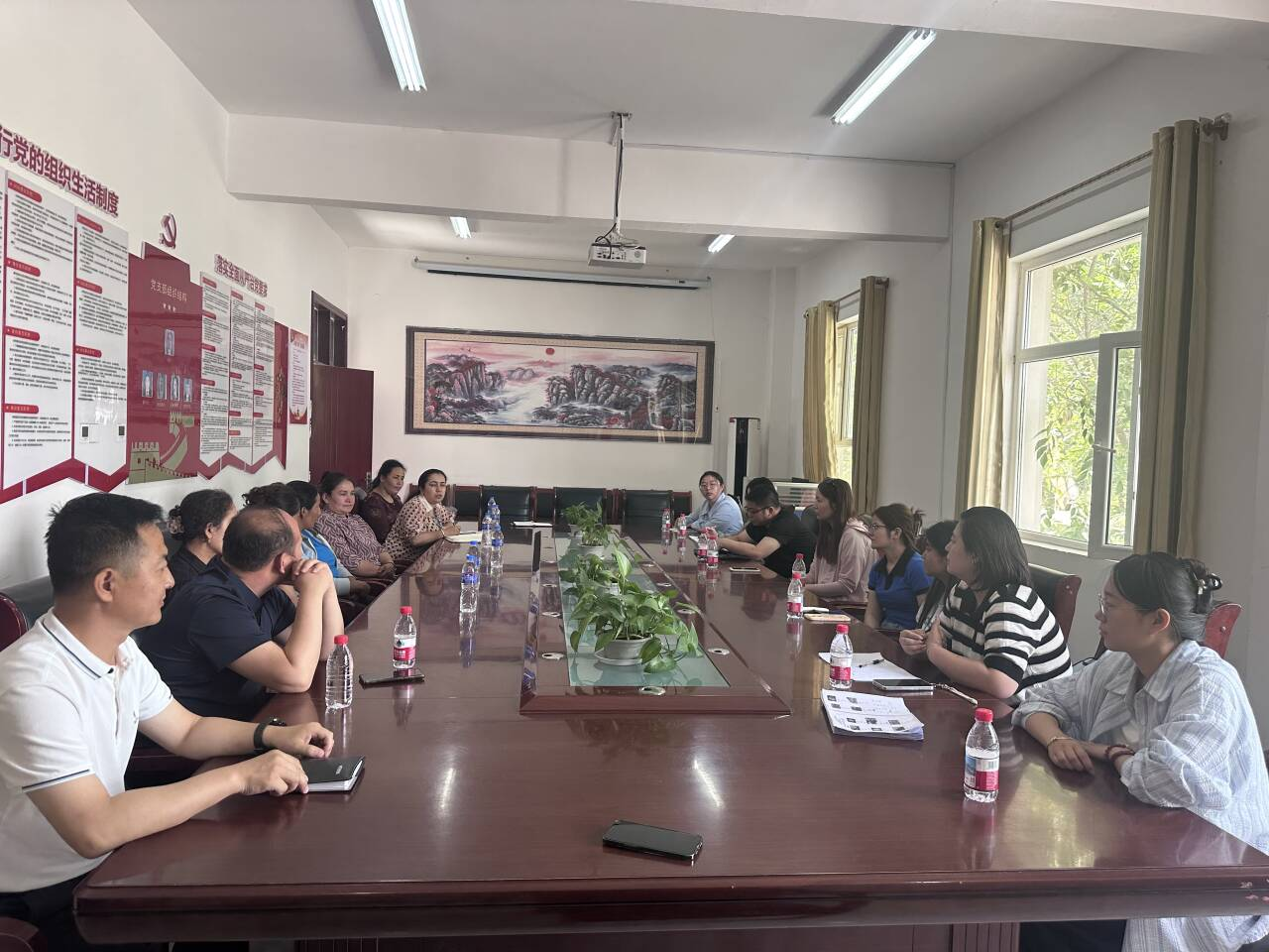 beat365唯一官方网站赴皮山农场开展第七次国家通用语言文字攻坚帮扶活动