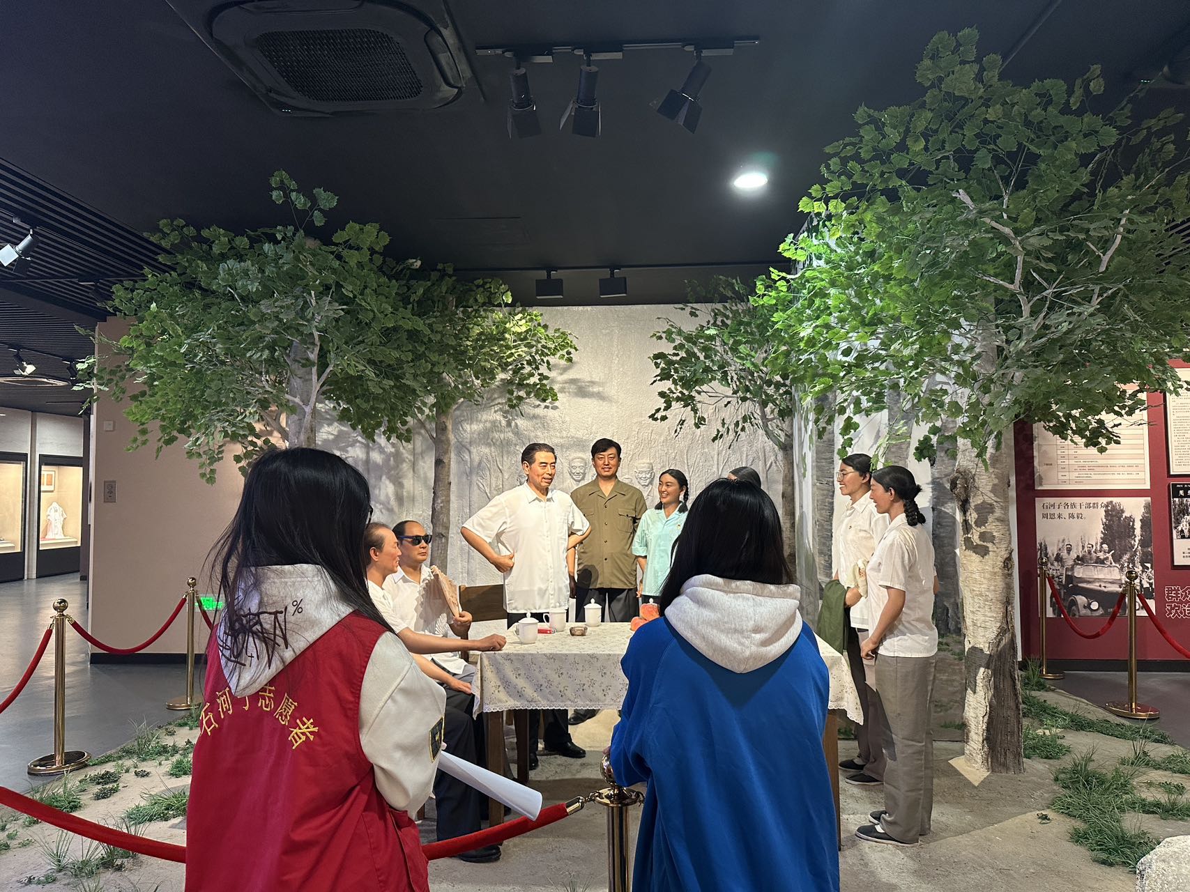 清明追思承遗志 吾辈奋进展宏图——公共基础学院开展清明祭祀英烈活动